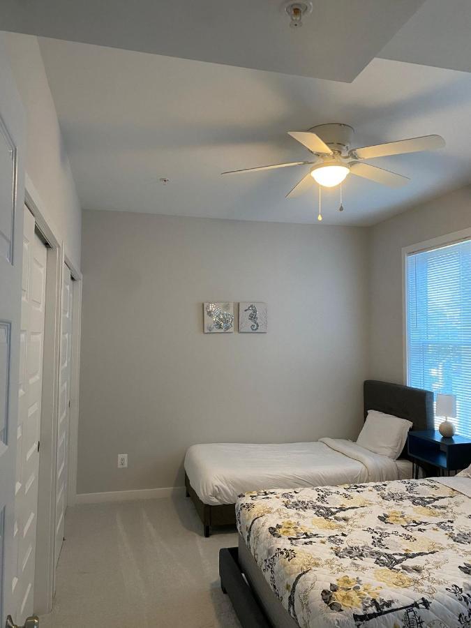 Spacious 3Bedroom Duplex With Rooftop Deck! 워싱턴 외부 사진