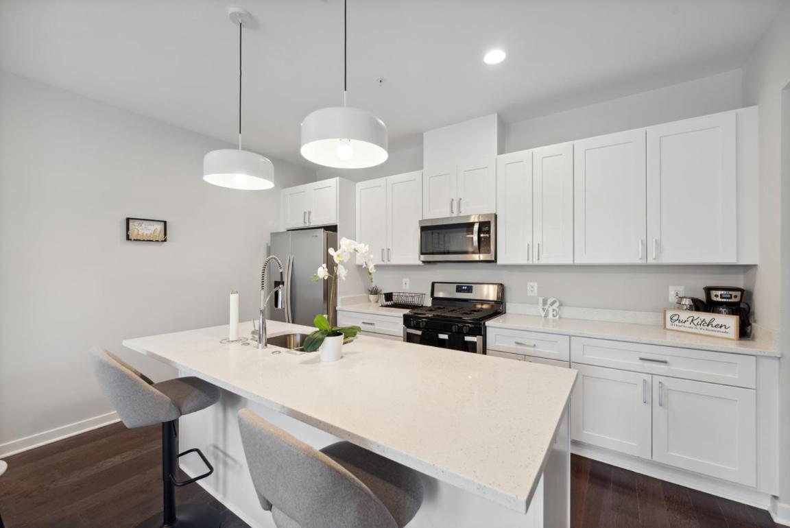 Spacious 3Bedroom Duplex With Rooftop Deck! 워싱턴 외부 사진
